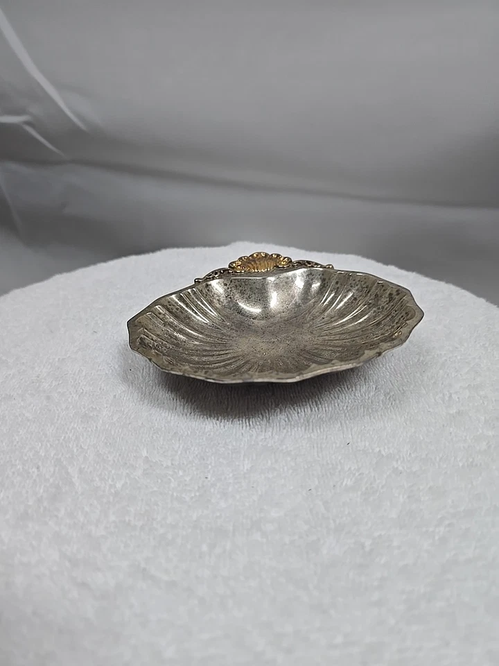 Caramelo de colección International Silver Co. plateado con patas de caparazón muy deslustrado Foto 3 de 4