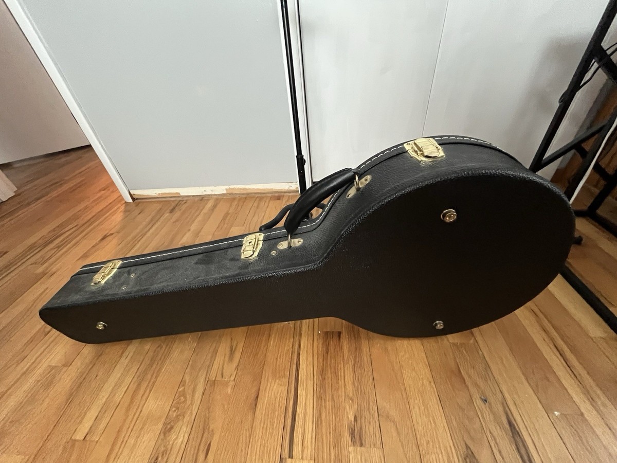 Used Deering Good Time 5 String Banjo With Hard shell Case and