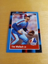 1988 DONRUSS #222 TIM WALLACH Montreal Expos Baseball Card, 3rd Base, Star. (NM)