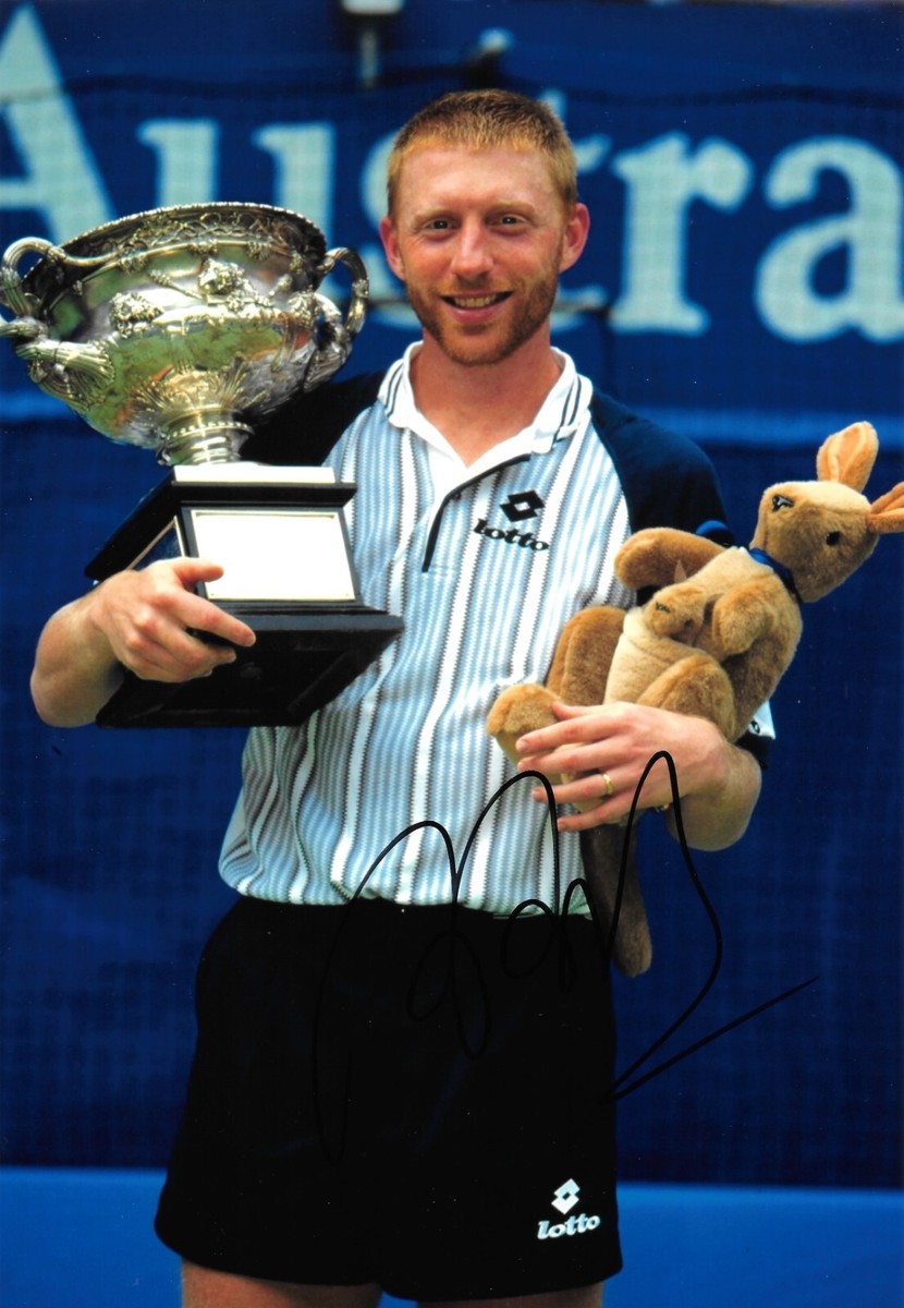 Photo Vintage Boris Becker - Vainqueur Du Tournoi, Trophée, Années 1980