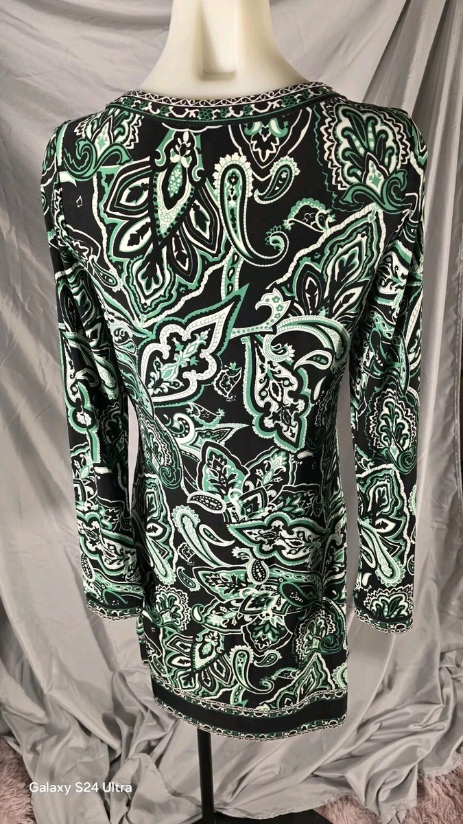 kookai green silk dress Kelly Green V-Neck Ruffle Dress – Confetti Boutique