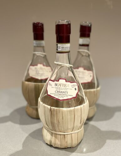 Botella de vino vacía con base de rafia de paja Chianti 750 ml reciclaje artesanal 1 btl - Imagen 1 de 4