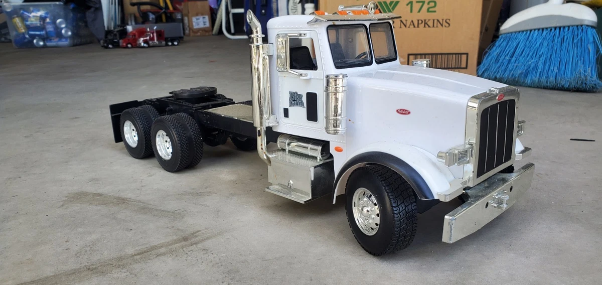 Peterbilt 1:16 Diecast & Toy Vehicles for sale | eBay