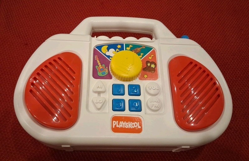 Vintage Playskool Kids Boom Box Radio Toy SELECT A STATION 1995 - Works.