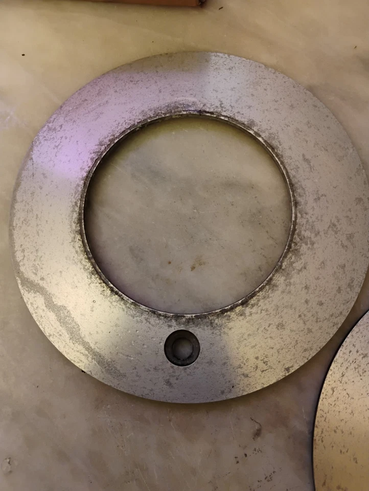 Juego 2 Tapacubos Centrales de Rueda Abiertos Delanteros Prime 7" 4x4 Planos Aluminio Ligeramente Domo. 🎱 Foto 2 de 4