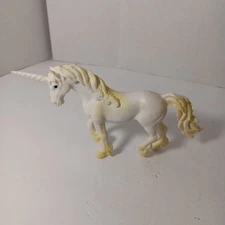 Greenbrier International Pegasus Unicorn Figurine Toy White Yellow Mythical