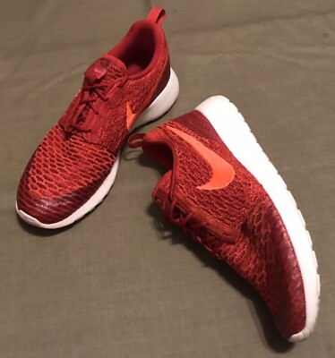 Nike Roshe Run Flyknit Womens Gym Red Bright Crimson 704927-601 Size 