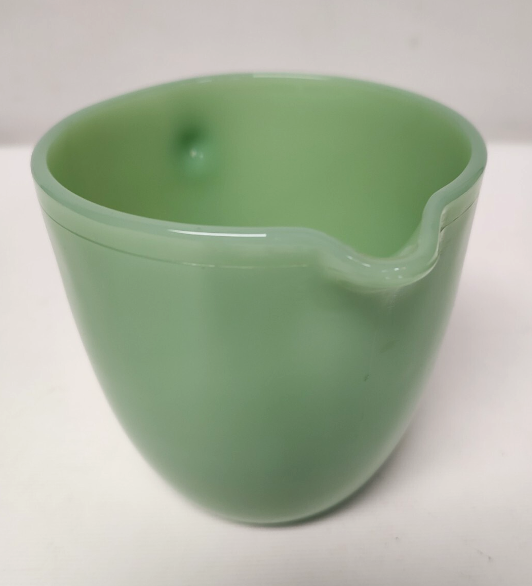 Vintage Fire King Oven Ware Jadeite Green Glass Pitcher 20
