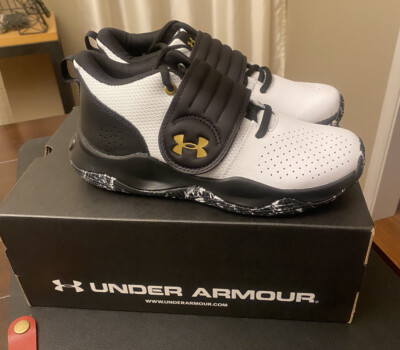 Under Armour Unisex-Child Grade School Zone Bb Basketball Shoe Sz 6Y