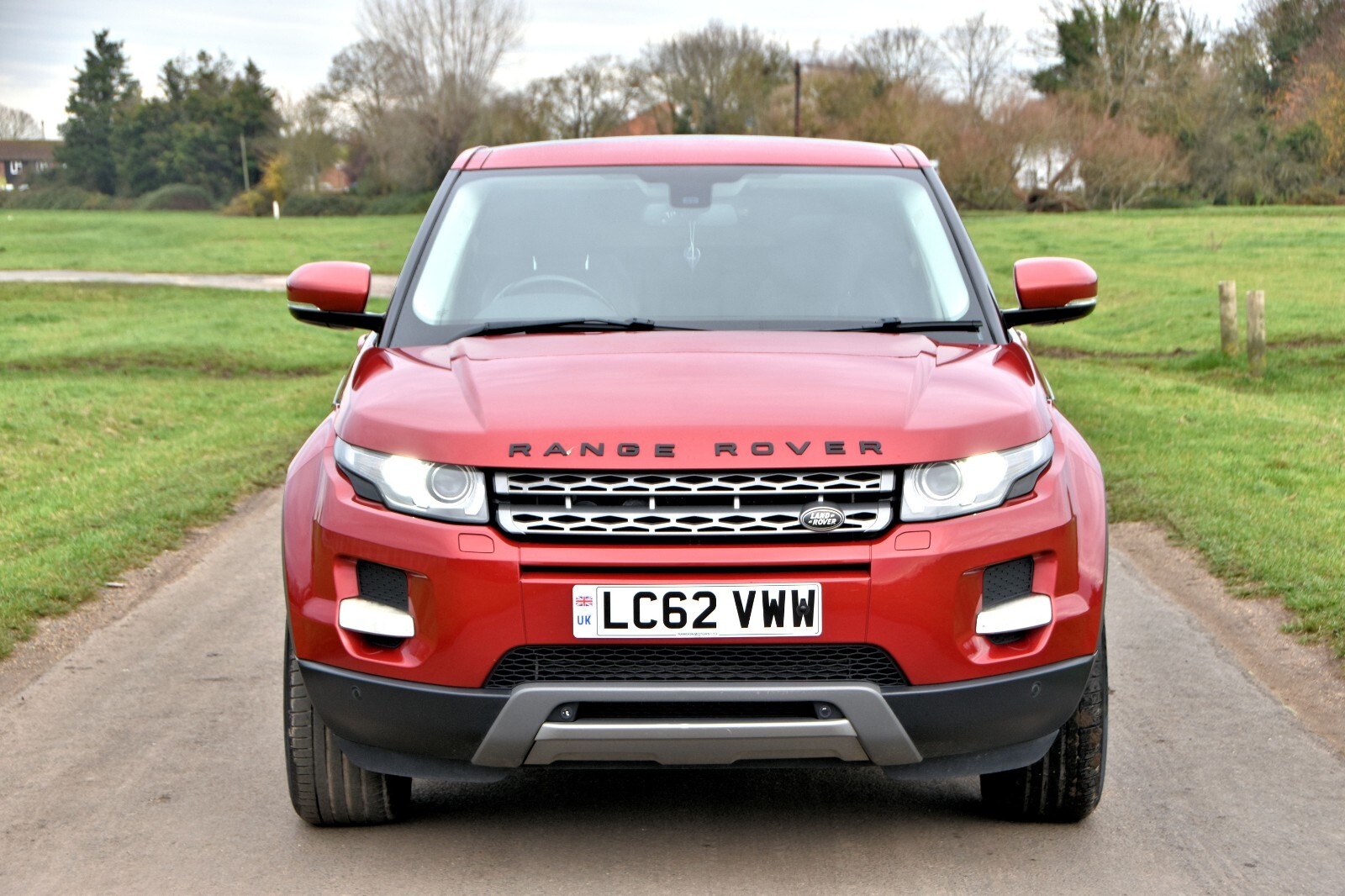 2012 LAND ROVER EVOQUE 2.2 SD4 PURE AUTO EURO 5 SAT NAV GLASS ROOF eBay