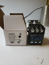 Resideo Definite Purpose Contactors 120 Vac 3 Pole Model # DP3040B