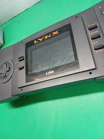 Atari Lynx Console FOR PARTS OR REPAIR ! No Power - No Battery Cover Read Descri