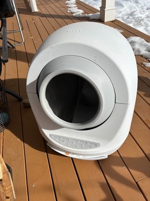 Casa Leo s Loo Too Self-Cleaning Litter Box with mat and spare bags