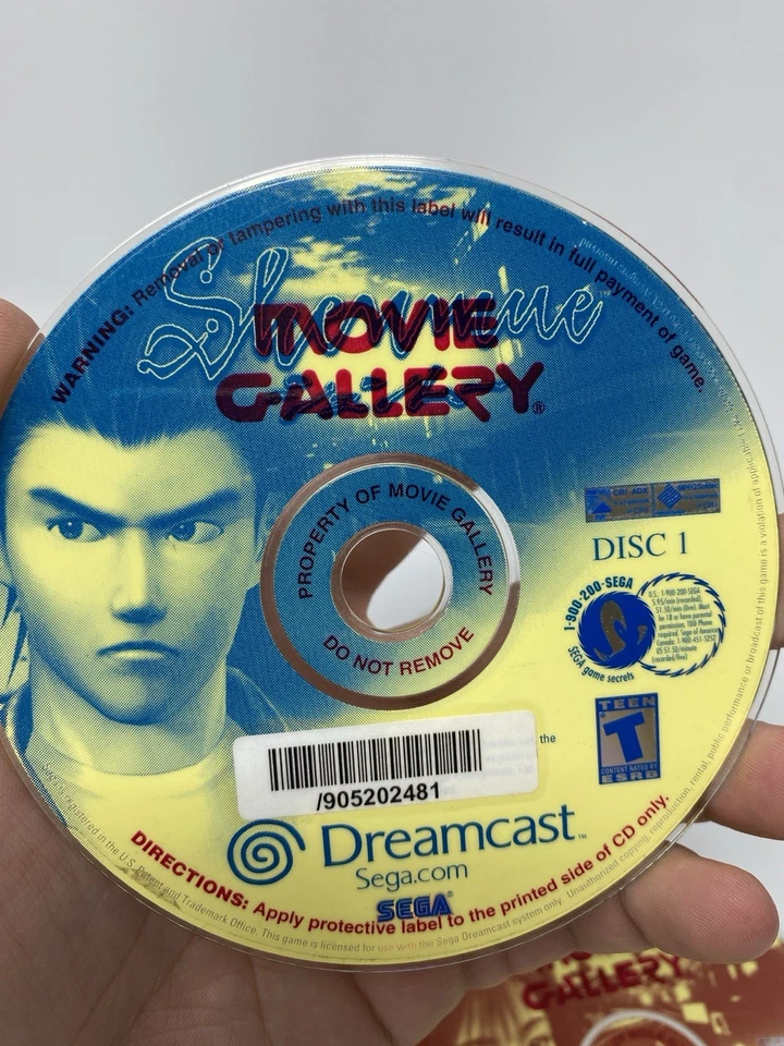 Shenmue Sega Dreamcast 1999 1 2 3 & Passport Discs Only - Image 2 of 4