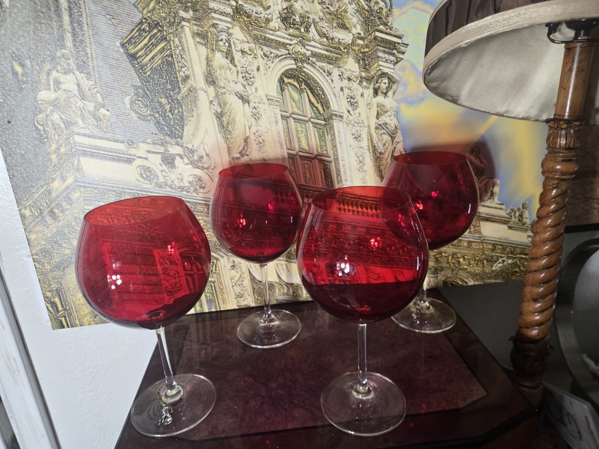 wine glass round 1930 Literary Round Table Cocktail Coupe Glass 2-Piece Set main image 0