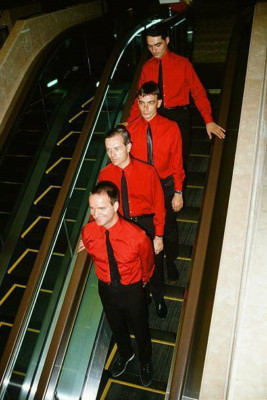 Kraftwerk 1981 Japan Tour Ralf Hutter Wolfgang Flur Escalator 4x6 PHOTO