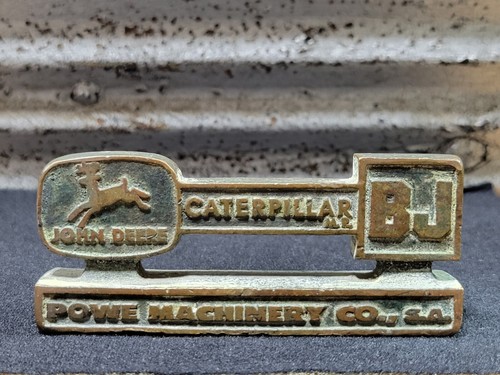 Raro pisapapeles de latón antiguo 1956-67 John Deere Caterpillar BJ POWE Machinery CAT - Imagen 7 de 14