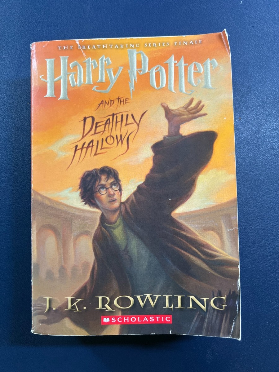 Harry Potter and the Deathly Hallows Paperback 1st Edition 1st