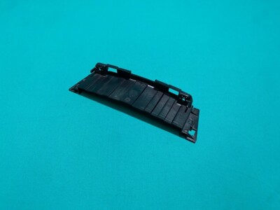MERCEDES C-KLASSE W204 2007-2014 BODEN MITTELKONSOLE TRÄGER HALTER 0005031090