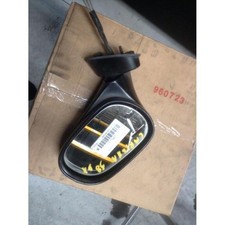 Retroviseur droit (ou coque) Mitsubishi CARISMA