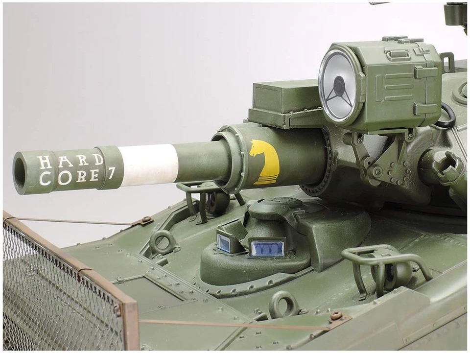 Tamiya 1/16 Big Tank Series No.13 US Army Airborne Tank M551 Sheridan Display Mo - Immagine 3 di 4