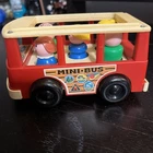 Vintage 1969 Fisher-Price Little People Mini-Bus Van 141 with 6 Figures