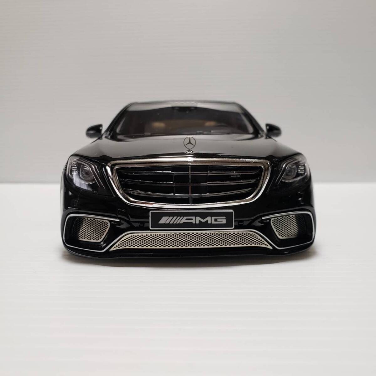 1/18 メルセデスベンツ S65 AMG カスタム Amazon.co.jp: 1/18 メルセデスベンツ AMG S65前期 カスタム