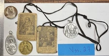 Religion, Religious— religious lot of 5 Items Pendants & Pins    Lot # Vss.27