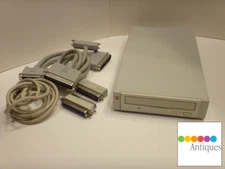 Apple External 2x CD-ROM SCSI Drive CD 300 Macintosh Mac M2710LL/A M0322 M3023
