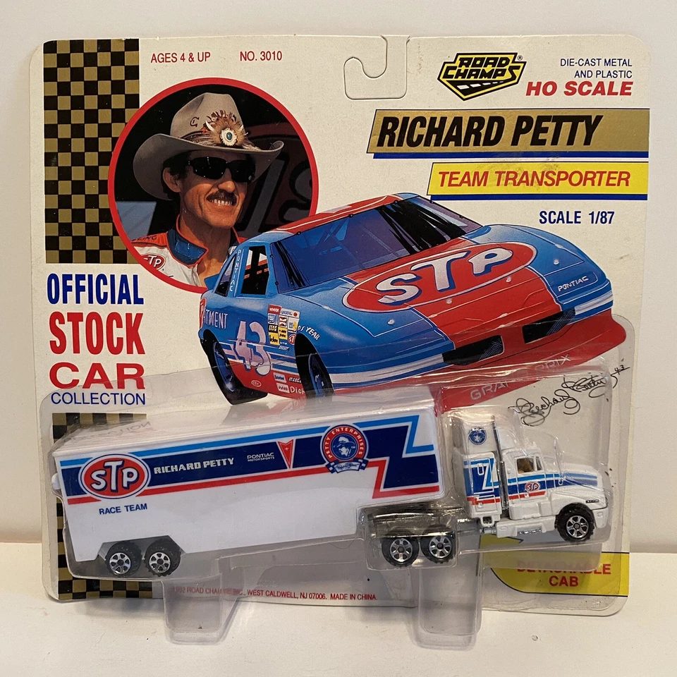 Road Champs Richard Petty Team Transporter HO Scale Unpunched Card - Image 4 of 4