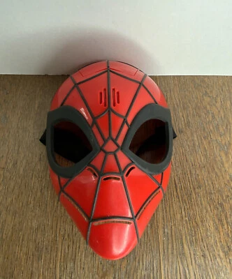 Spiderman Marvel MCU Mask Hasbro 2017 Kid’s Size Makes Spidey Sounds Tested - Image 1 of 3