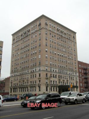 FOTO BROOKLYN NEW YORK COPLEY PLAZA 37 EAST PARKWAY BROOKLYN. FERTIG IN