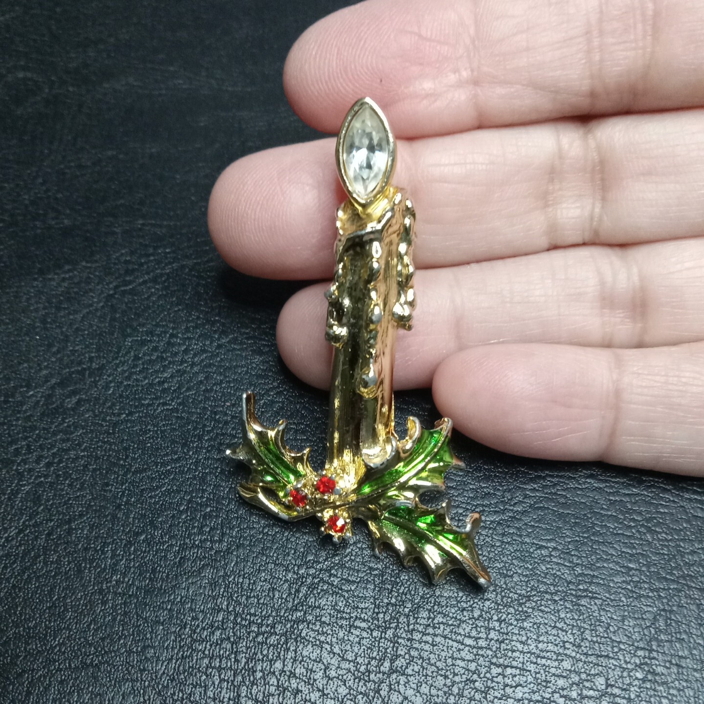 Vintage ANCER Christmas Candle Pin Brooch Red Rhinestone Enamel. 9755