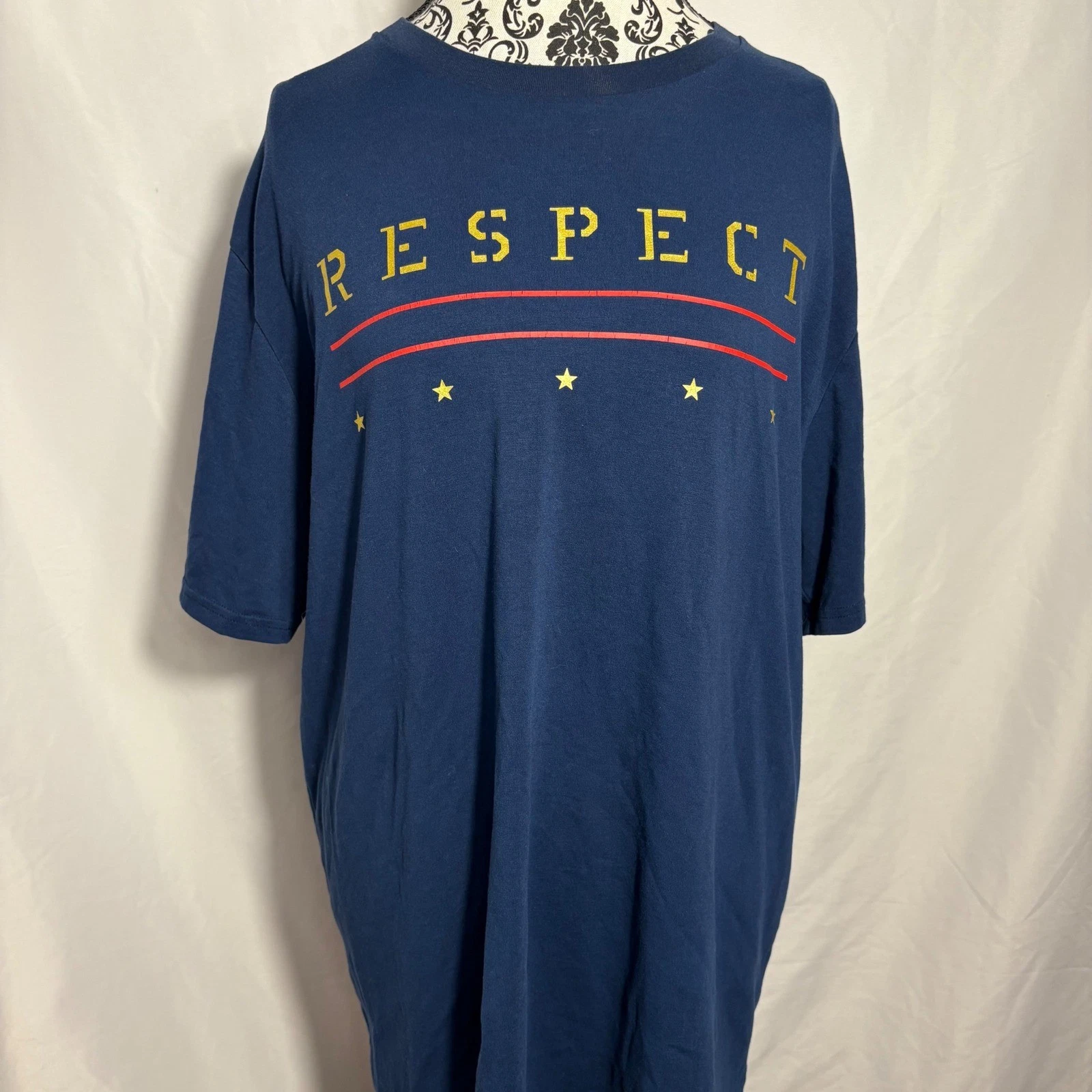 Under Armour HeatGear Mens XL T-Shirt Respect Graphic Navy Rock Dwayne Johnson