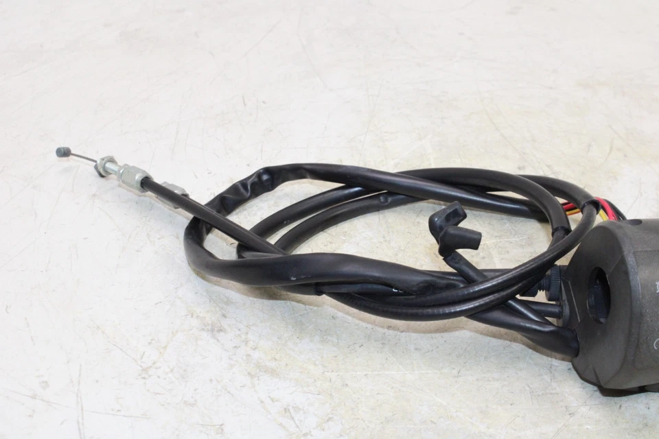 Kawasaki Ninja 250R Ex250F 2007 fabricante de equipos originales clip derecho en el mango interruptor de arranque apagado Foto 3 de 4