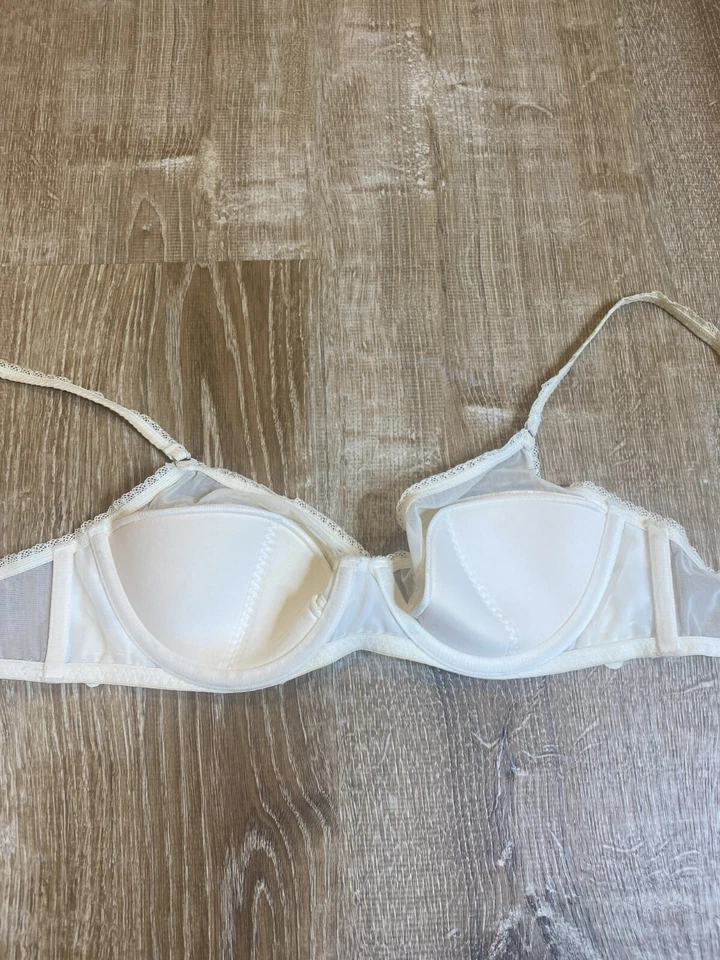 Sujetador Aerie Pretty Luxuries Blanco Sujetador con Aros Satén Corbata Flores Perla Novia 36B Foto 2 de 4