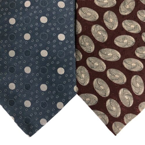 Sulka, France Beige w/ Black & Gold Lines, 100% Silk Necktie, 3 3
