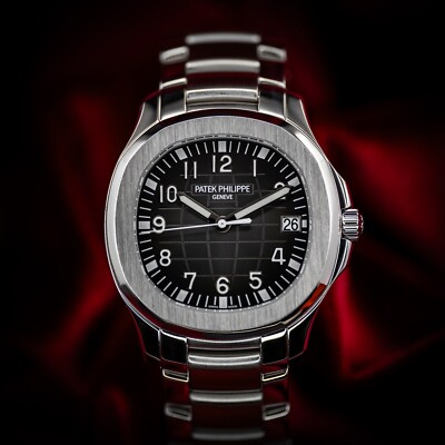 Patek Philippe Aquanaut Steel Black Dial 40mm MINT Box & Papers