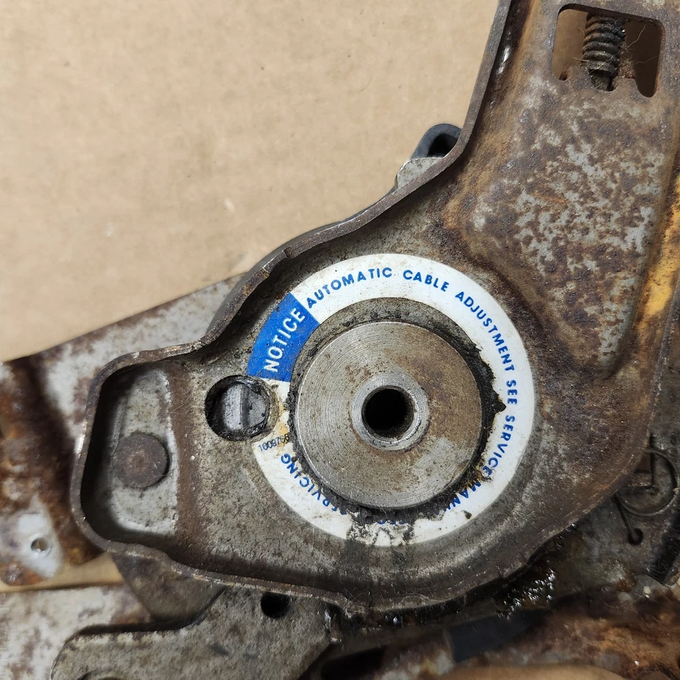 Conjunto de palanca de manija de freno de estacionamiento de emergencia Corvette 88-96 C4 USADO BUEN OEM Foto 3 de 4