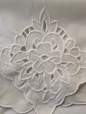 Vintage Bread Basket Liner in Cotton w/ Cutwork & Embroidery