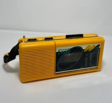 RARE Soundesign Sports Sound 4603YEL Yellow Cassette Boombox – Great Condition