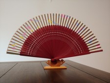 Wood Carved Folding Hand Fan Burgundy Red New