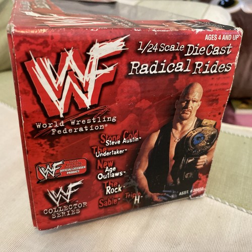 1998 WWF 1:24 Die-Cast Car Chevy Camaro Triple H D-Generation X Radical Rides - Picture 13 of 18