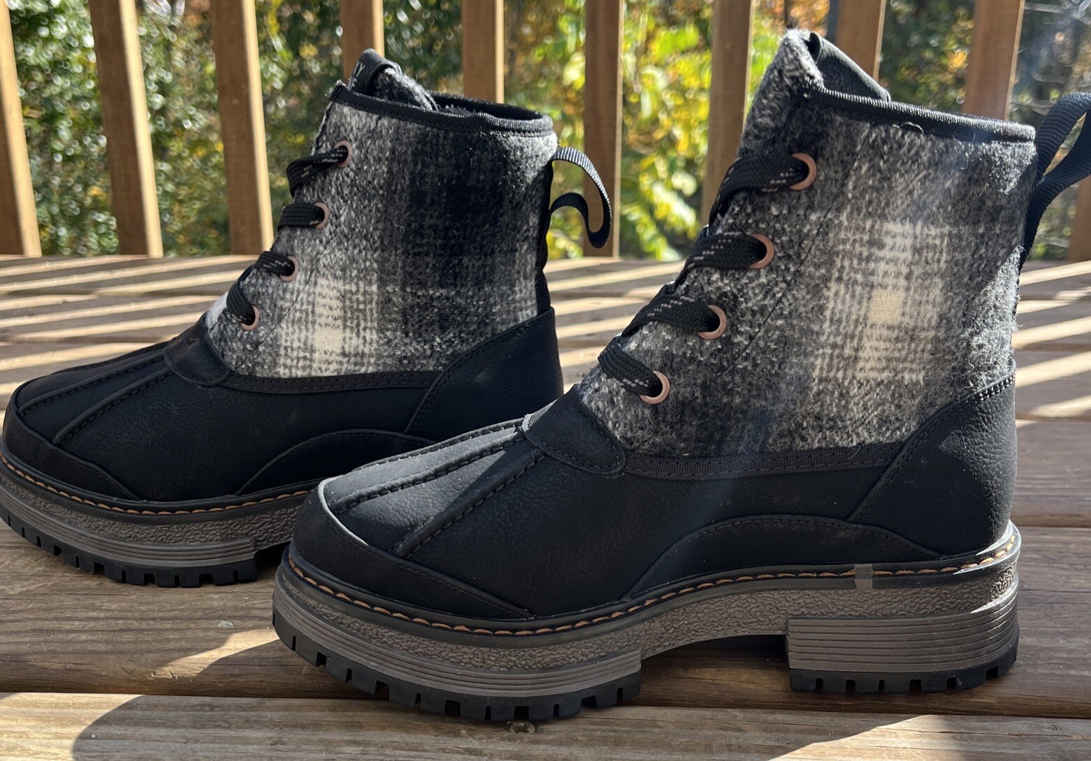 Roxy Hail Ya Women's Boot - Black/Plaid Size 5 Waterproof Fleece Lined NWT