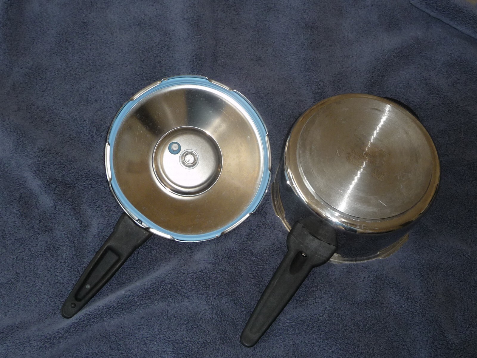 Kuhn Rikon Duromatic 3.5 Liter Pressure Cooker - Switzerland - Used Once