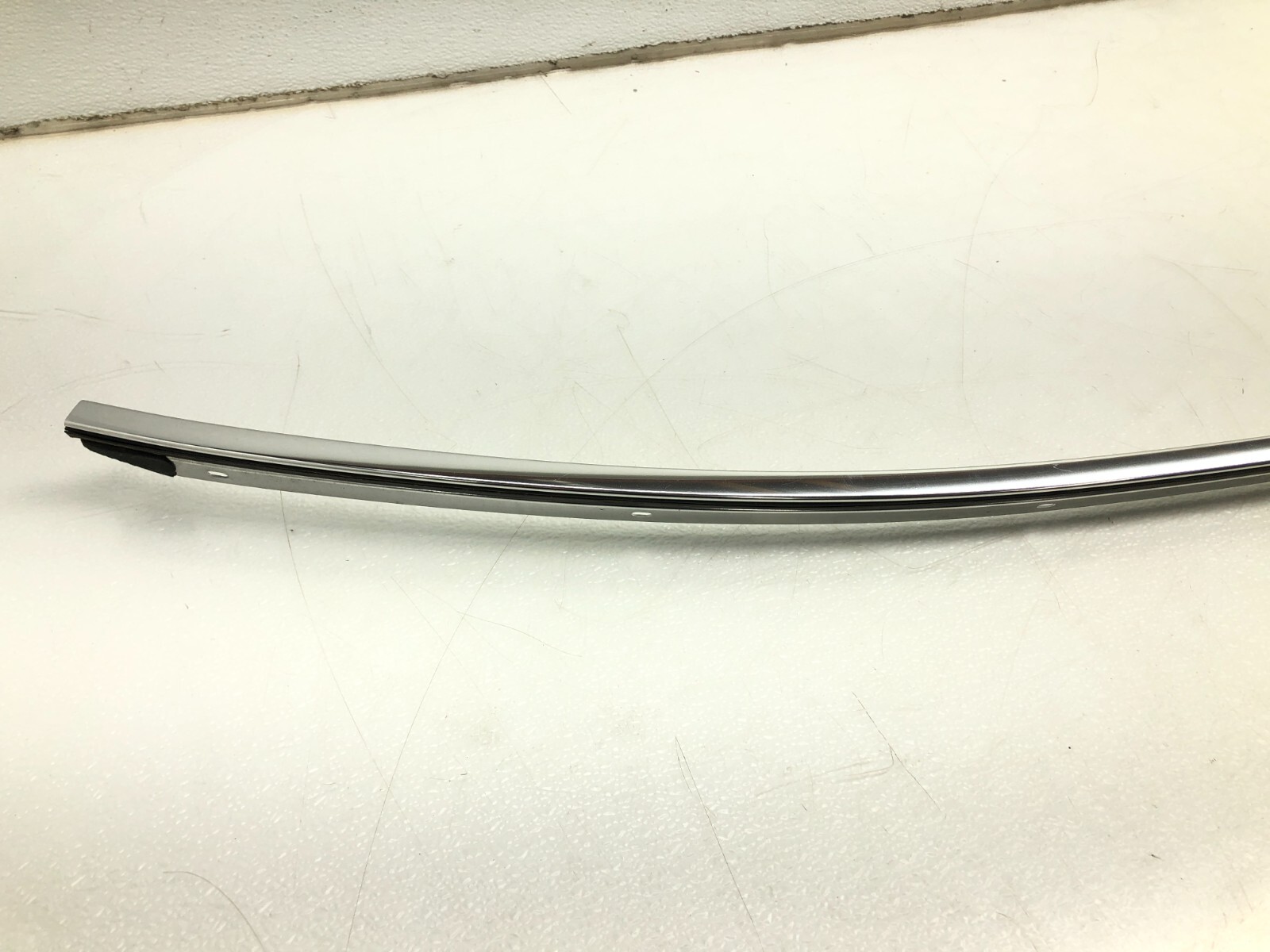 2014-2020 MASERATI GHIBLI S Q4 LEFT DRIVER SIDE ROOF DRIP MOLDING TRIM OEM.