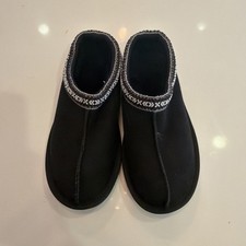 Kirkland Signature Shearling Slipper Black Womens 7 NEW