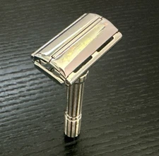 Vintage Gillette Slim Adjustable Safety Razor/H3 1962