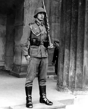 German Soldier standing guard 8x10 WWII WW2 World War II Photo 032