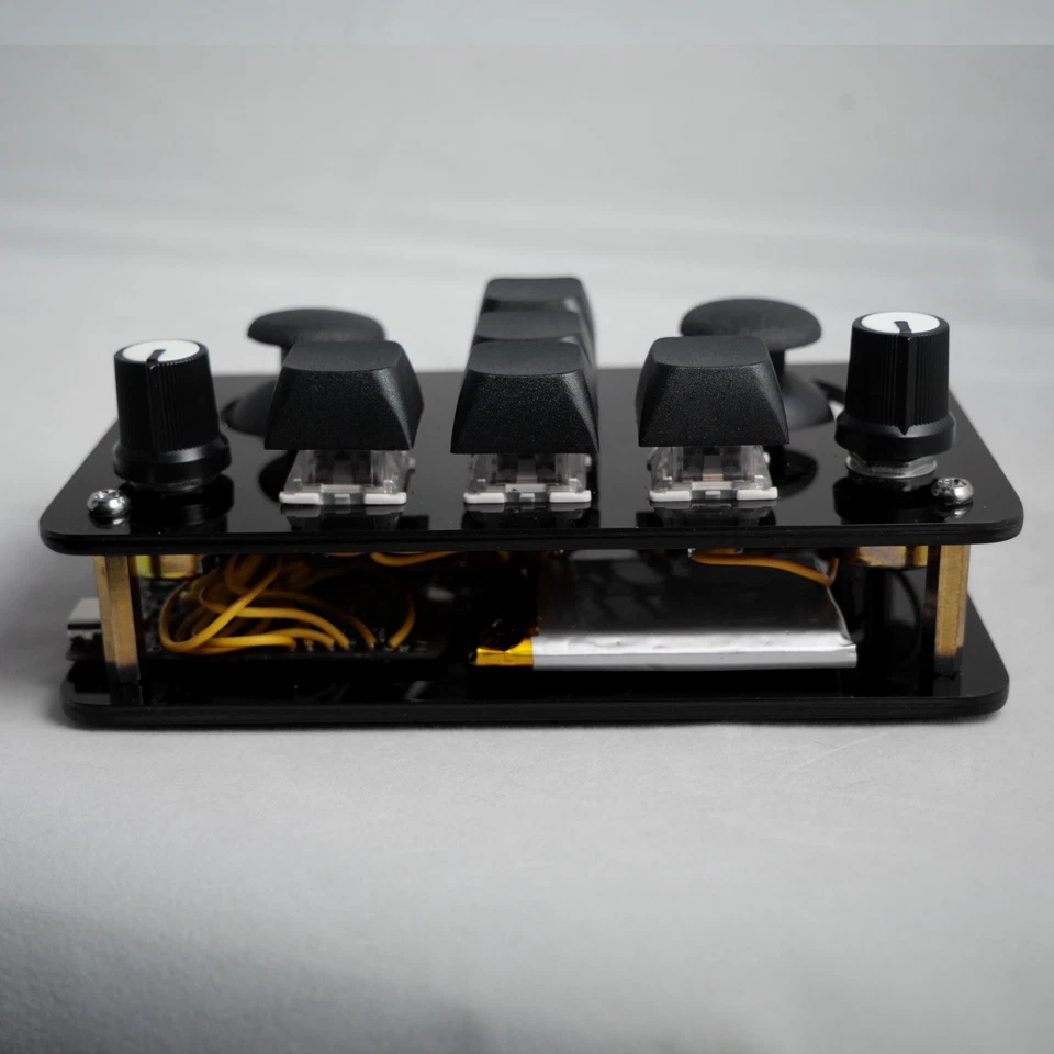 madMidi Acrylic Wireless Midi Controller - Image 3 of 4